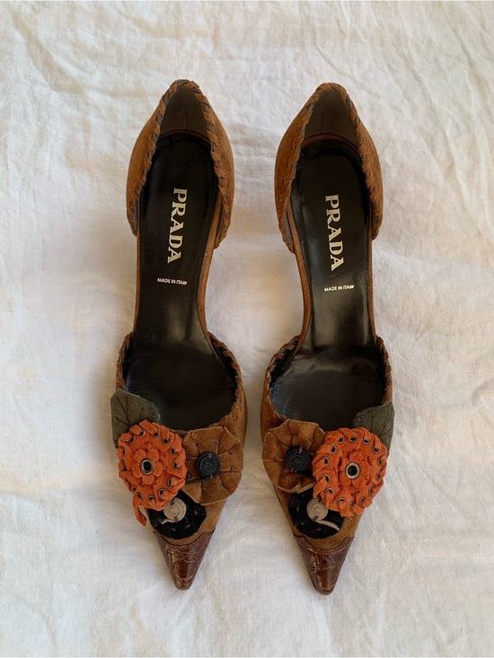 Prada Shoes - Vintage Prada Suede Rosette Flower Pointy Toe Kitten Heels Tan Brown